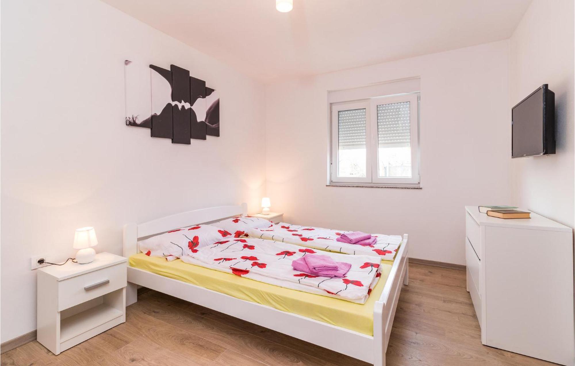 Ferienhaus Lovely In With Wifi Pula